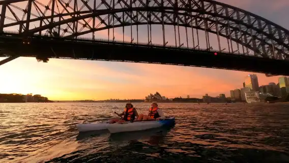 Sydney: Sunset Kayak - Opera & Harbour Bridge Tour (5p. max)