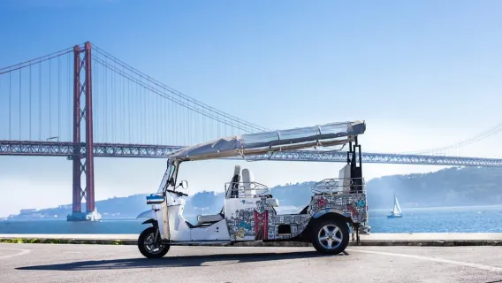 Lisbona: tour privato di mezza giornata in tuk-tuk con guida