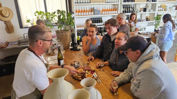 Melbourne: Boutique-Tour auf Phillip Island mit Wein, Essen und Pinguinen