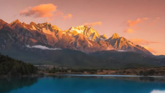 리장 위룽쉐산(옥룡설산) 당일 치기 여행 [마오뉴핑 + 남월곡, 선택 가능한 일출 명소, 8인 소그룹]