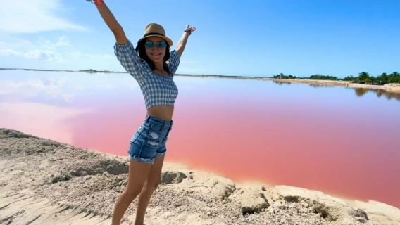 Río Lagartos & Las Coloradas: Guided Tour, Lunch with Drinks + Transfer