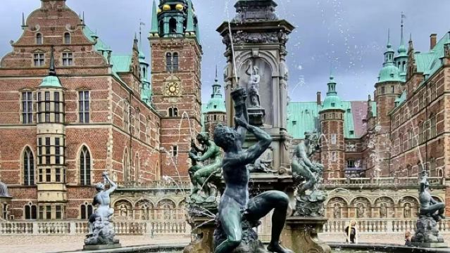 丹麥哥本哈根克倫堡+埃斯魯姆湖+腓特烈堡【中文包車經典可調】