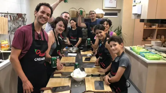 Chengdu: Local Market Cooking Tour with an English Guide