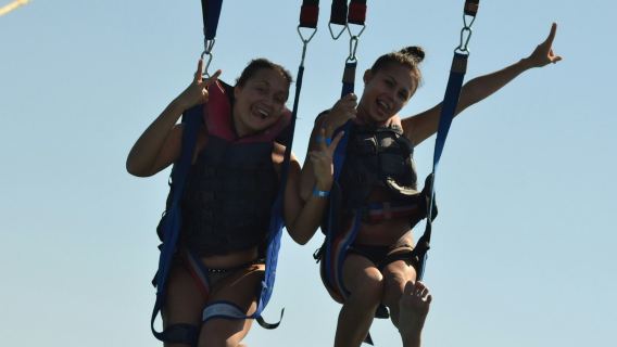 Hurghada: Pengalaman Parasailing Berpandu + Pemindahan Pergi Balik