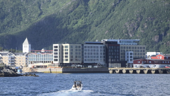 挪威斯沃爾韋爾-亨寧斯韋爾漁村羅弗敦島【中文專車-悅享旅程】