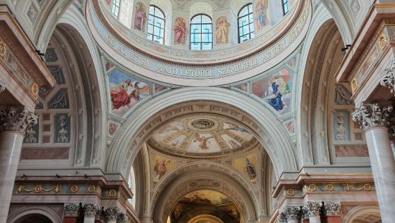 匈牙利一日遊：埃格爾 + 公牛血葡萄酒之旅