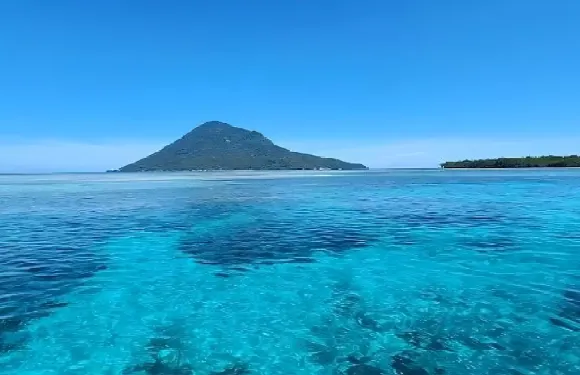萬鴉老布納肯島國家公園一日遊 美娜多浮潛/深潛 市區接送 資深教練