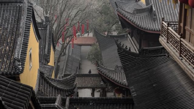 Hanoi | Private tour to explore Rural and ancient land of Bac Ninh with private guide and lunch