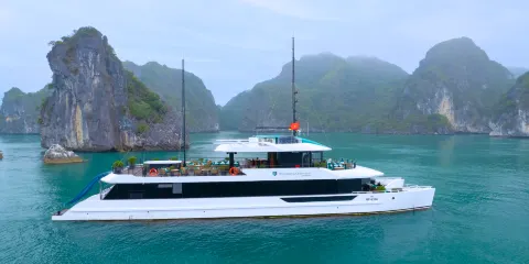 哈瀾灣五星級豪華郵輪日遊:自助午餐、日落派對及划艇(自選)