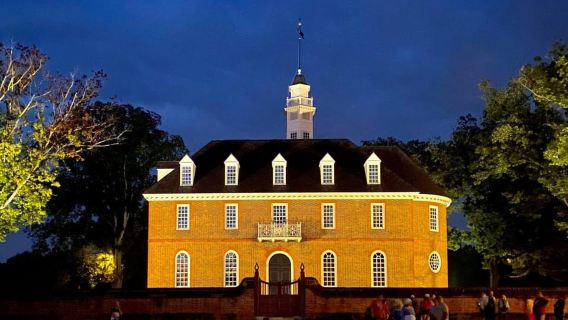 Williamsburg: Haunted Ghosts, Witches, and Pirates Tour