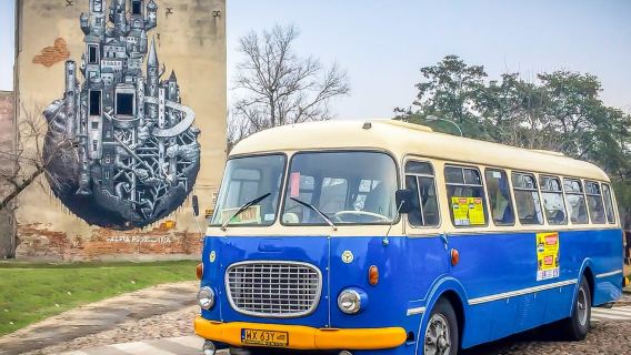 Warsaw: 2.5-Hour Dark Side - Praga District by a Retro Bus