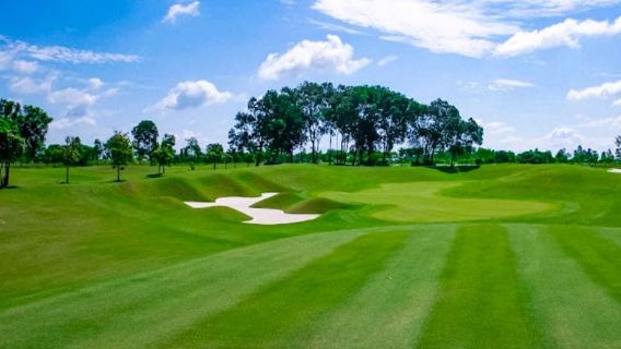 Ho Chi Minh: Vive la experiencia del campo de golf Harmonie con cargo por green, caddie y almuerzo