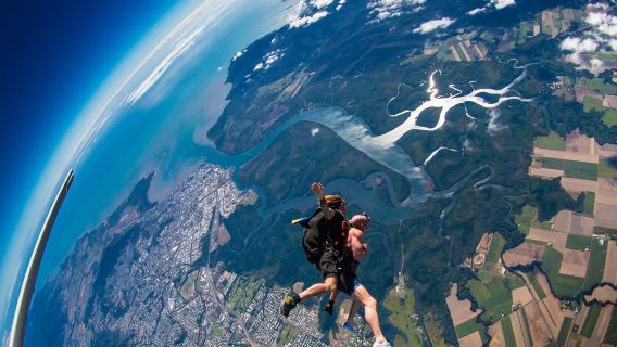 Australia | Sunrise skydiving experience in Cairns | Overlooking the stunning views of the Great Barrier Reef