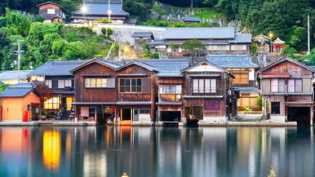 天橋立觀景地+伊根舟屋一日遊，大阪來回，贈送機場-酒店巴士票