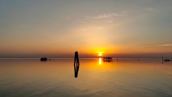 Chioggia: Guided Venetian Lagoon Sunset Boat Tour