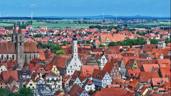 慕尼黑羅騰堡老城一日穿越:步進童話老城+工匠之家手作+市政廳