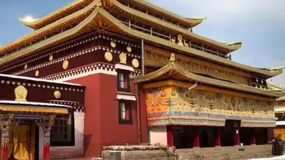 Dịch vụ đưa đón, hướng dẫn viên địa phương, phiên dịch, tiếp đón tại Đức Hoành cho du lịch, hội chợ, khảo sát thương mại và hỗ trợ khám chữa bệnh