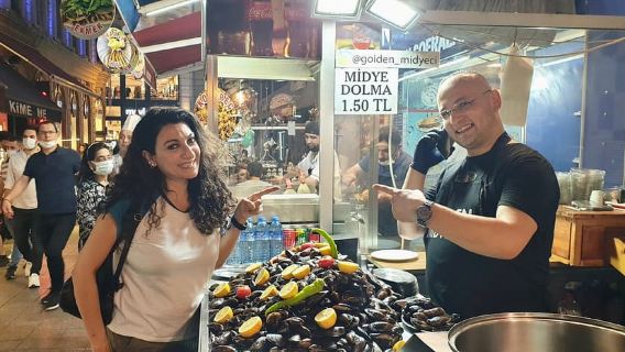 Tur Kuliner Istanbul: Kedai Lokal dan Makanan Jalanan Gourmet