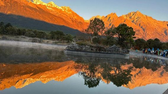Lijiang: Excursión a la Montaña Nevada del Dragón de Jade y al Valle de la Luna Azul