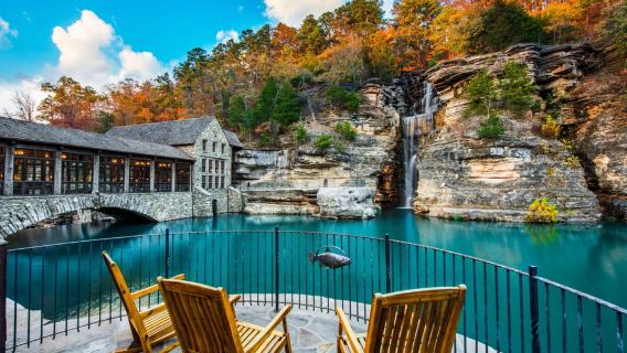 Branson: Dogwood Canyon Nature Park