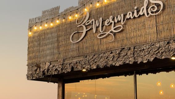 Pattaya 3 Mermaids restaurant reservation service