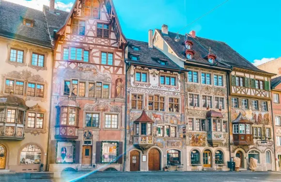 瑞士萊茵瀑布+湖畔施泰因小鎮半日遊 【蘇黎世來回】