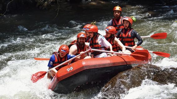 Rafting y kayak en el río Ayung2,5 h: Bali Ayung River White Water Rafting con recogida en el hotel