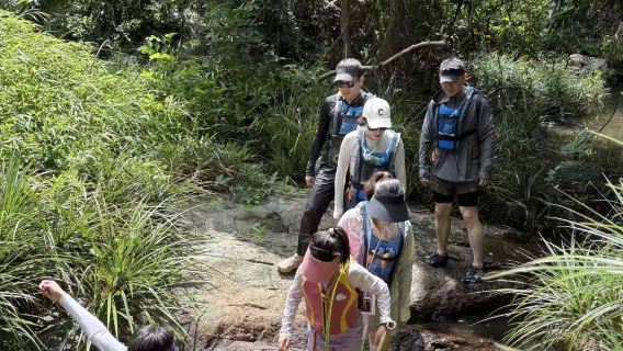 萬寧溯溪攀岩+熱帶雨林徒步 親子遊首選 沉浸式體驗自然風情 專業領隊帶領 贈送拍攝