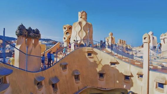 巴塞隆拿一日遊【西班牙村+纜車+博物館+劇院+蒙特惠奇公園】