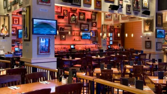 Hard Rock Cafe Biloxi Dining Experience