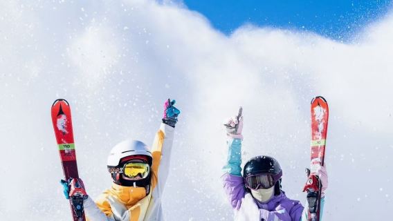 恩施綠蔥坡滑雪場一日遊【含三件套．純玩】＋賞雪坐纜車