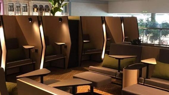Blossom Lounge, Plaza Premium Lounge, Terminal 4, Flughafen Singapur Changi