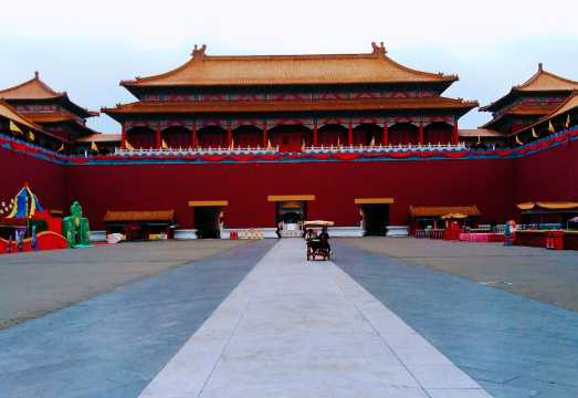 Business Vehicle | Optional English Guide | Departing from Hangzhou to Hengdian World Studios, Ming and Qing Palace, Qin Dynasty Palace