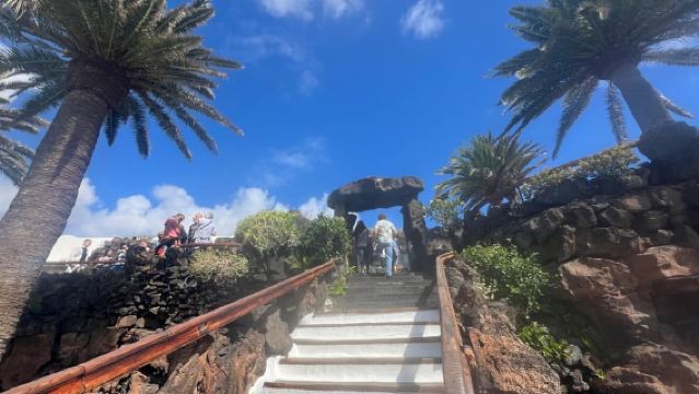 Lanzarote: Jameos del Agua & North Island for Cruise Guests