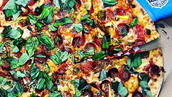 Portland Pizza Tour: 4 Full Slices at Top Local Pizzerias