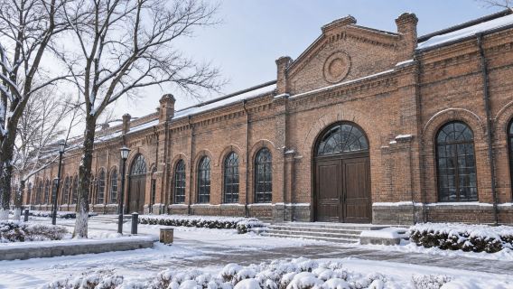 Old Site of Jilin Machinery Bureau + Jilin Peking Opera Chuke Museum + Industrial Peking Opera 1-day tour