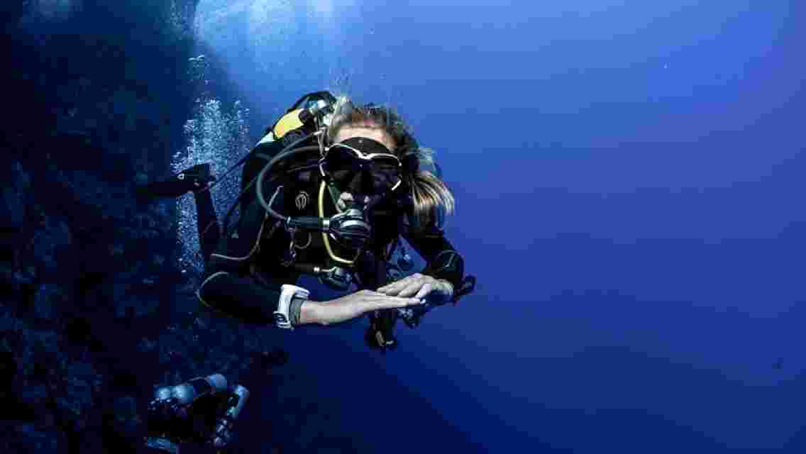 SSI Deep Diving Specialty Session in Tenerife