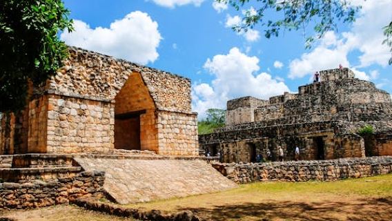 Self-guided tour of 4 Mayan sites: Chichén Itzá, Tulum, Coba, and Ek Balam