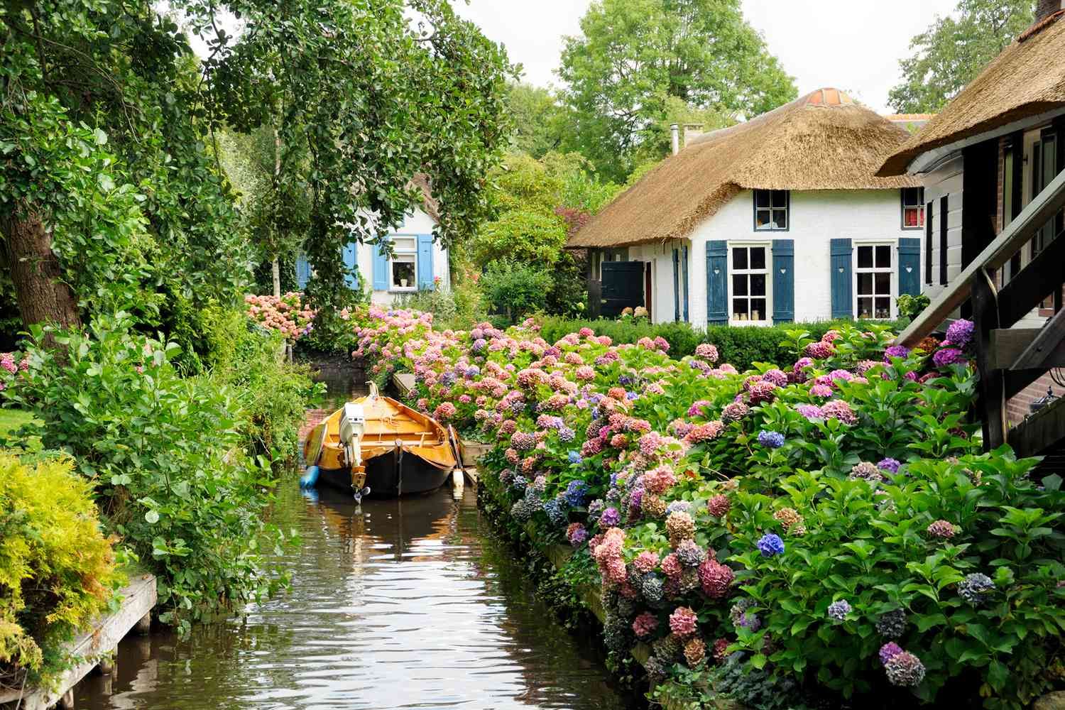 Excursión de un día a Giethoorn en Holanda [grupo pequeño de 8 personas/chino/inglés opcional + experiencia en crucero]