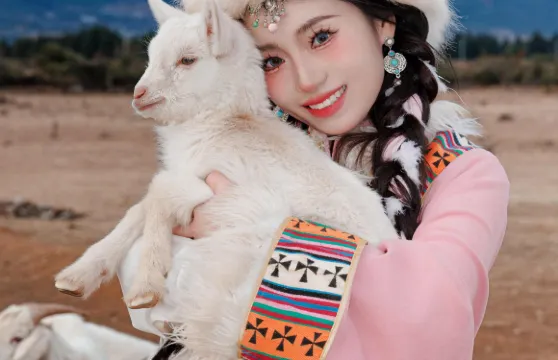 措勤旅拍【達瓦錯夏崗江扎日南木措湖光聖境旅拍+多語言翻譯本地攝影師】