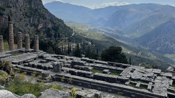 Delfos: Entrada al sitio arqueológico y museo con audioguías