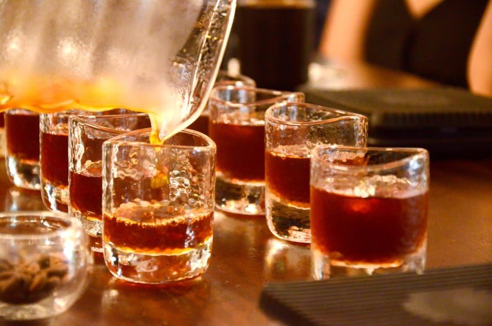 Hanoi: Vietnamese Coffee Workshop 6 Brews, 9 Tastings, Wines