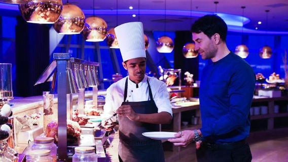 โคลอมโบ: ประสบการณ์โลตัสทาวเวอร์พร้อมบุฟเฟต์อาหารกลางวันหรืออาหารเย็น