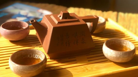 Shanghai: Kedai Teh Cheng Zhai di Zhujiajiao (Minuman Teh Premium + Makanan Ringan)