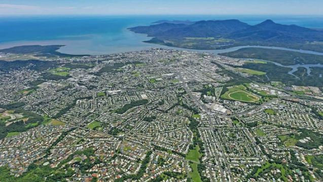 Barron Gorge and Falls 20 minute scenic flight