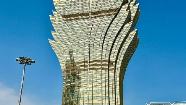 澳門新葡京＋聖方濟各堂＋威尼斯人一日遊｜魚翅湯麵＋招牌豬扒包