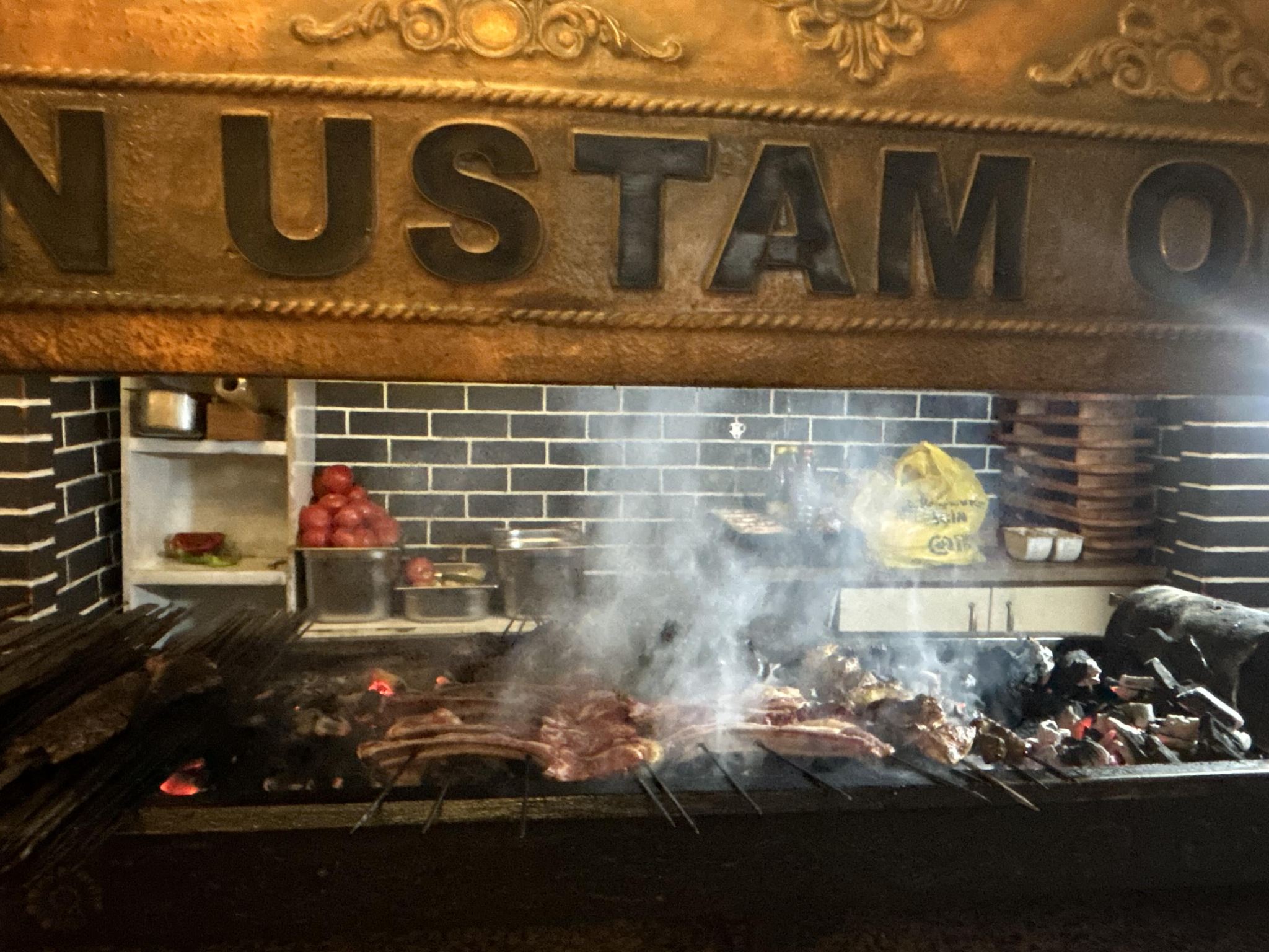 トルコ・イスタンブール Hasan Ustam Ocakbaşı人気レストラン予約代行