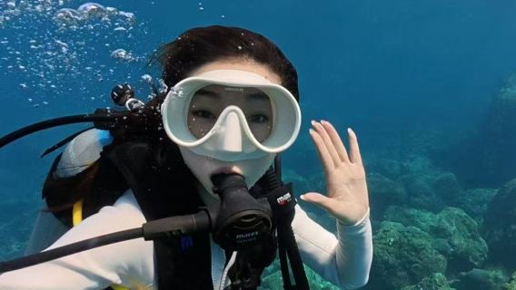 Lingshui Double Sail Rock offshore deep diving + jet ski tour around Double Sail Rock + exciting towed yellow duck (optional, includes photos)