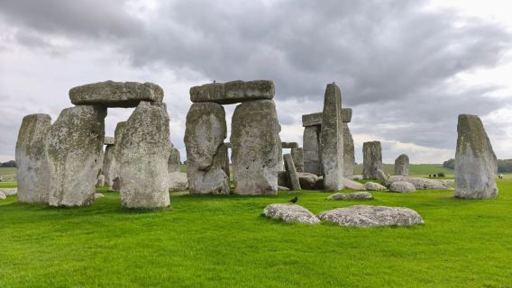 英國倫敦溫莎+巨石陣+巴斯一日遊 中文司機 不含門票