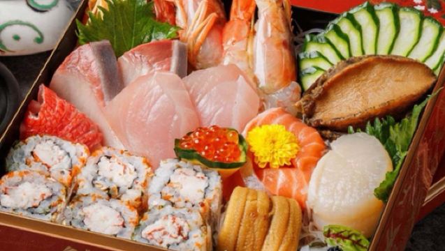 Gutschein für das Meeresfrüchte-Juwelenkasten-Paket im Shun Yuan Japanischen Restaurant des Fullon Hotels Taipeh I (kein Aufpreis an Feiertagen)